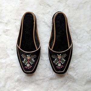 Vintage Black Velvet Beaded Embroidered Slip-on Flats